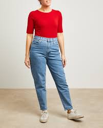 Die besten Jeans für breite Hüften: Figurtyp & Styling-Tipps