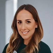 I'm happy to share that this June I will be starting my new role as a  Financial Analyst at Live Oak Bank. So appreciative of everyone who has  been involved with the