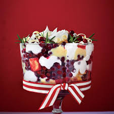 Best christmas trifle bowl recipes from gingerbread and raspberry christmas trifle lisa eats world. 20 Christmas Trifle Recipes Holiday Trifle Desserts We Love Southern Living