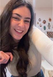 Ava Shapiro's Instagram, Twitter & Facebook