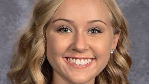 Deanna Coulter's Instagram, Twitter & Facebook