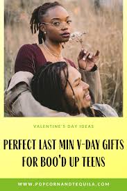 Our valentine's day list features everything from hot tools celebrity hairstylist recommended by hair stylists and a customizable trio of candles to tech for social media savvy teens and gifts for your dad, mother, siblings and the best friend you love like a sibling. 4 Perfect Last Minute Valentine S Day Gifts For Boo D Up Teens