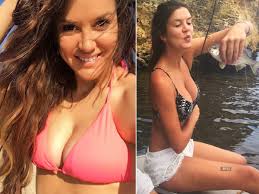 Hockey player Anna Flanagan's beach body is what women envy and men desire-  The Etimes Photogallery
