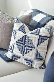 Round 1 is yellow, 2 is orange, etc. Welcome Back A Little House Update Log Cabin Quilt Pattern Cabin Pillows Log Cabin Pillows