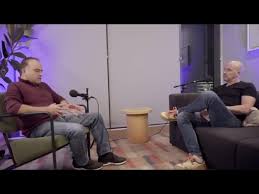 🌟🎙️Episode 5 of the Data Shark Podcast is now live! ✨🦈 Our founder and  CEO, @Omri Kohl, is joined by @Yoav Tzruya, Partner at JVP. The pair  unravel the challenges of the data world, discuss AI ...