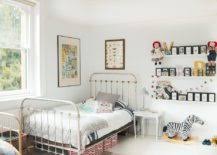 Girls bedroom sets are a simple way to save money and outfit an entire room at the same time. 30 Vintage Kids Rooms That Stand The Test Of Time