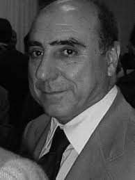 La politica è per pochi