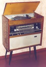 ретро музыка 50 х 60 х годов скачать бесплатно Radiopriyomniki I Radioly Sssr 1950 1960 Gody Antikvarnoe Radio Retro Radio I Retro