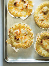 Coquilles St Jacques The Best Ricardo Recipe Scallop Recipes Food Recipes