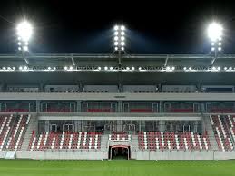 Az új, 15 ezres stadion 2015 júniusára készül el. Dvtk Mar Mukodik Az Uj Stadion Vilagitasa Fotok Nso