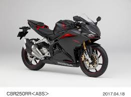 honda cbr250rr produces 0 7 ps lower in japan 250cc motorcycle honda honda motorcycles