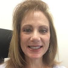 Jennifer Stolpe's Instagram, Twitter & Facebook