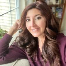 Cheryl Benedetti's Instagram, Twitter & Facebook