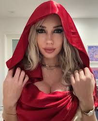 Got to watch one of my high school best friends get married yesterday, even  found a sort of matching dress (thank u @houseofcb!). I love u Coggy,  forever one of the sweetest,