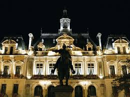 Hotel De Ville De Vannes La Nuit Golfe Du Morbihan 56 France Bretagne Sud Golfe Du Morbihan Morbihan