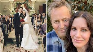 According to new idea, aniston and schwimmer were quietly dating, but that was about to change. Friends Matthew Perry Has Always Been In Love With Courteney Cox Metro News