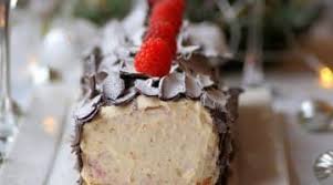 Buche Framboise Mascarpone Et Chocolat Blanc Gateaux Et Desserts Tarte Amandine Aux Pommes Buche Framboise Mascarpone