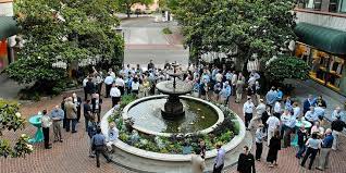 Market Street Circle Belmond Charleston Place Meetings Events Charleston Place Hotel Outdoor Meeting Space Places