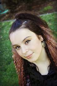 Elizabeth Sjolander's Instagram, Twitter & Facebook