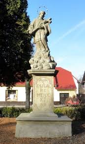 Stol.) stojí u loretánské kaple panny marie, která je jana nepomuckého: Socha Sv Jana Nepomuckeho Obecpohled Cz