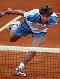 Du haut de ses 21 ans, humbert est devenu le plus jeune français à avoir remporté un tournoi atp, après richard gasquet en 2007. Coupe Davis Richard Gasquet Trop Fort Trop Jeune