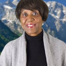 Theresa Caton's Instagram, Twitter & Facebook