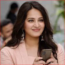 Anushka planning her 50th a memorable one | cinejosh.com