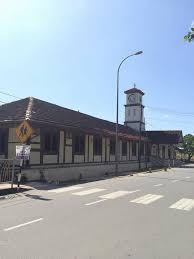 Stesen ini menyediakan perkhidmatan ktm antarabandar. Stesen Keretapi Lama Alor Abs Pest Mobil Alor Setar Facebook