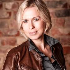 Anna Hammer's Instagram, Twitter & Facebook