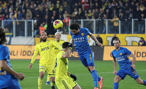 Haftanın kapanış maçında fenerbahçe sahasında ankaragücü'nü konuk etti. Mke Ankaragucu Fenerbahce 2 1 Spor Haberleri