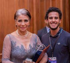 أيُّما امرأةٍ ماتت وزوجها عنها راضٍ دخلت الجنة1. Ø¬Ø±ÙŠØ¯Ø© Ø§Ù„Ø¨Ù„Ø§Ø¯ Ø³ÙˆØ³Ù† Ø¨Ø¯Ø± ØªÙ†ÙÙŠ Ø®Ø¨Ø± Ø®Ø·ÙˆØ¨ØªÙ‡Ø§