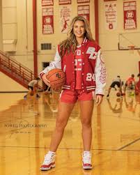 Small town hooper, Big city dreams💙