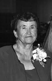 Anna Urbanski's Instagram, Twitter & Facebook