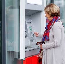 Check spelling or type a new query. Distributeur De Billets Retirer De L Argent En France Pourrait Bientot Vous Couter Plus Cher Femme Actuelle Le Mag