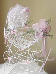 Such An Awesome Idea For Decoration At A Baby Shower Or For The Nursury Baby Shower Vintage Baby Shower Centerpieces Umbrella Baby Shower