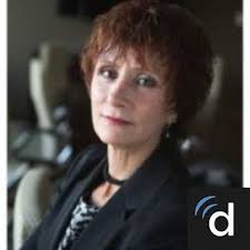 Karen Ferrante's Instagram, Twitter & Facebook