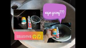 Selain karena tidak enak dilihat, tembok retak yang tidak segera diatasi bisa menyebabkan kalau tidak segera diatasi, tembok retak akan merambat dan membuat celah di dinding, dan bisa menjadi sumber air hujan merembes. Cara Matri Wajan Yg Retak Cara Matri Wajan Yg Retak Proses Menambal Panci Part 1 Melihat Kondusi Sawah Yg Tanahnya Retak Retak Dan Tanaman Padi Mengering Saat Itu Sedang Musim Kemarau