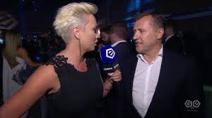 Gdy tylko się pojawią podrzucimy je w tym miejscu. Rozmowa Z Cezarym Kulesza Prezesem Jagiellonii Bialystok Gala Ekstraklasy Pilka Nozna Youtube