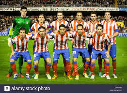 Is responsible for this page. 03 11 2012 Valencia Spanien Atletico Madrid Kader Posieren Vor Dem La Liga Spiel Zwischen Valencia Und Atletico Madrid Aus Dem Mestalla Stadion Stockfotografie Alamy