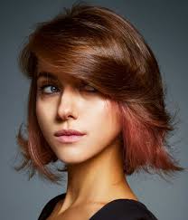 COLOR INSPIRATION.Il COLOR Block 2025 La tendenza color block capelli si  attesta tra le più glam degli ultimi anni! I grintosi giochi cromatici già  in voga negli anni 2000 tornano prepotentemente di