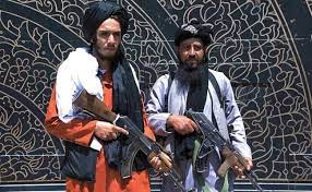 Taliban, afganistan'da 26 şehir merkezini de ele geçirmişti. Q8w Qroxtctrgm