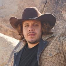 Tiffany Dunham's Instagram, Twitter & Facebook