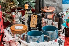 36 gifts for anyone who loves coffee above all. 18 Holiday Gift Basket Ideas Hgtv