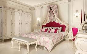 Deshalb haben wir ein paar italienische möbel gegenwärtiger designer ausgesucht, die es einem ermöglichen, design mit den eigenen sinnen zu entdecken: Luxus Schlafzimmer Boito Und Luxus Betten Aus Italien Lifestyle Und Design