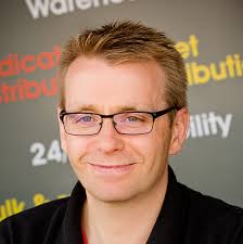 Jonathan Edge's Instagram, Twitter & Facebook