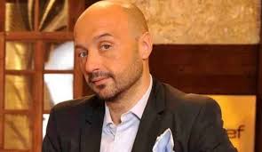 Dipendenti mcdonald's in piazza per raccogliere cartacce e rifiuti. Avete Mai Visto L Ex Di Joe Bastianich Ex Dama Over Di Uomini E Donne Foto Solonotizie24