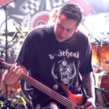 Korn mourns the death of paul gray, bassist for the band slipknot. Paul Gray Paul Gray Slipknot Slipknot Corey Taylor
