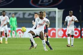 If you travel with an airplane (which has average speed of 560 miles) from lorient to dijon, it takes 0.7. Ligue 1 The Lorient Dijon Match Postponed Because Of The Covid Archyde