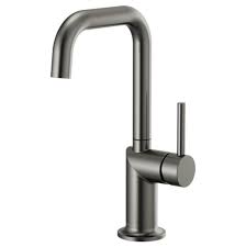The faucet arc might be one, like matte black and the handle could be a soft brass or chrome. Brizo 61065lf Sllhp At The Plumbery Kitchen And Bath Plumbing Fixtures In Redwood City And Dublin California Redwood City Dublin California