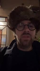 La musica ha un grande potere: ti riporta indietro nel momento stesso in  cui ti porta avanti, così che provi, contemporaneamente, nostalgia e  speranza. (Nick Hornby). Ecco uno studio che fornisce spunti